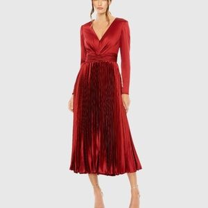 NWT Ieena for Mac Duggal Deep Red Pleated Long Sleeve V-neck Dress 27148 Size 18